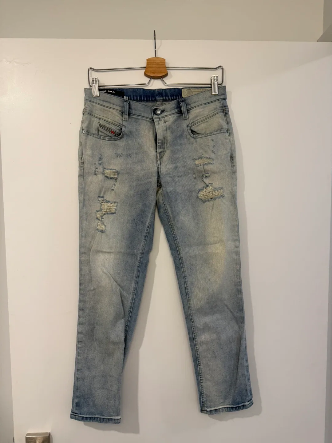 Diesel Belthy-Ankle Jeans W26 L32 image indicator(3)