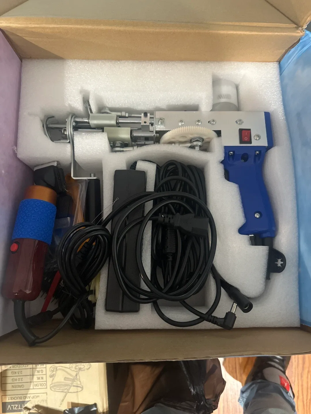 Besgeer GT-2 Tufting Gun - Blue image indicator(2)