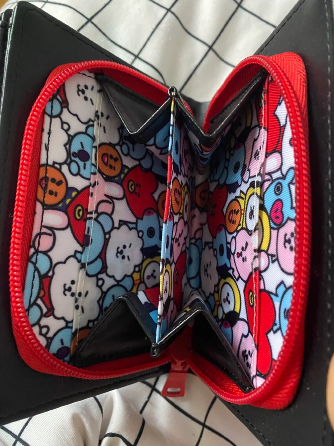 BT21 TATA Black Wallet - photo 3