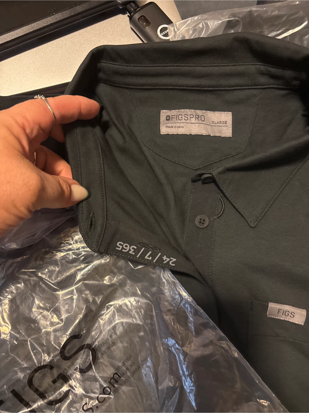 3 New FIGS PRO Polos - XL - photo 5