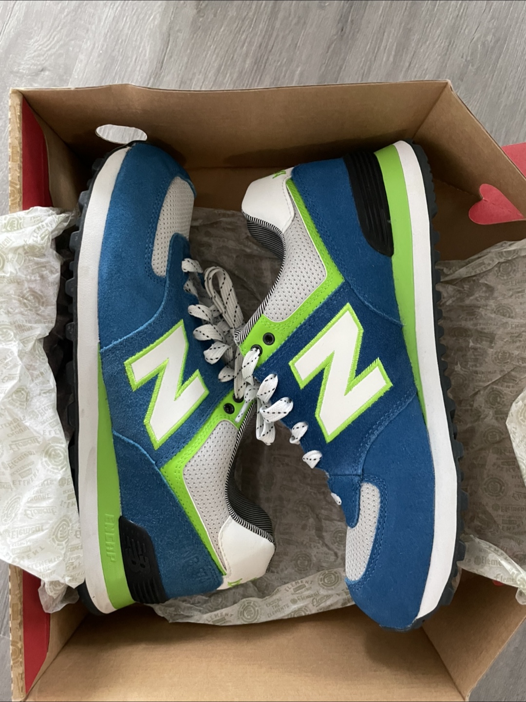 New Balance 574 Shoes (US 8.5, EU 42)