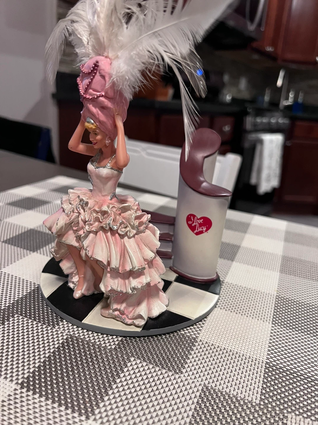I Love Lucy Figurine - photo 2