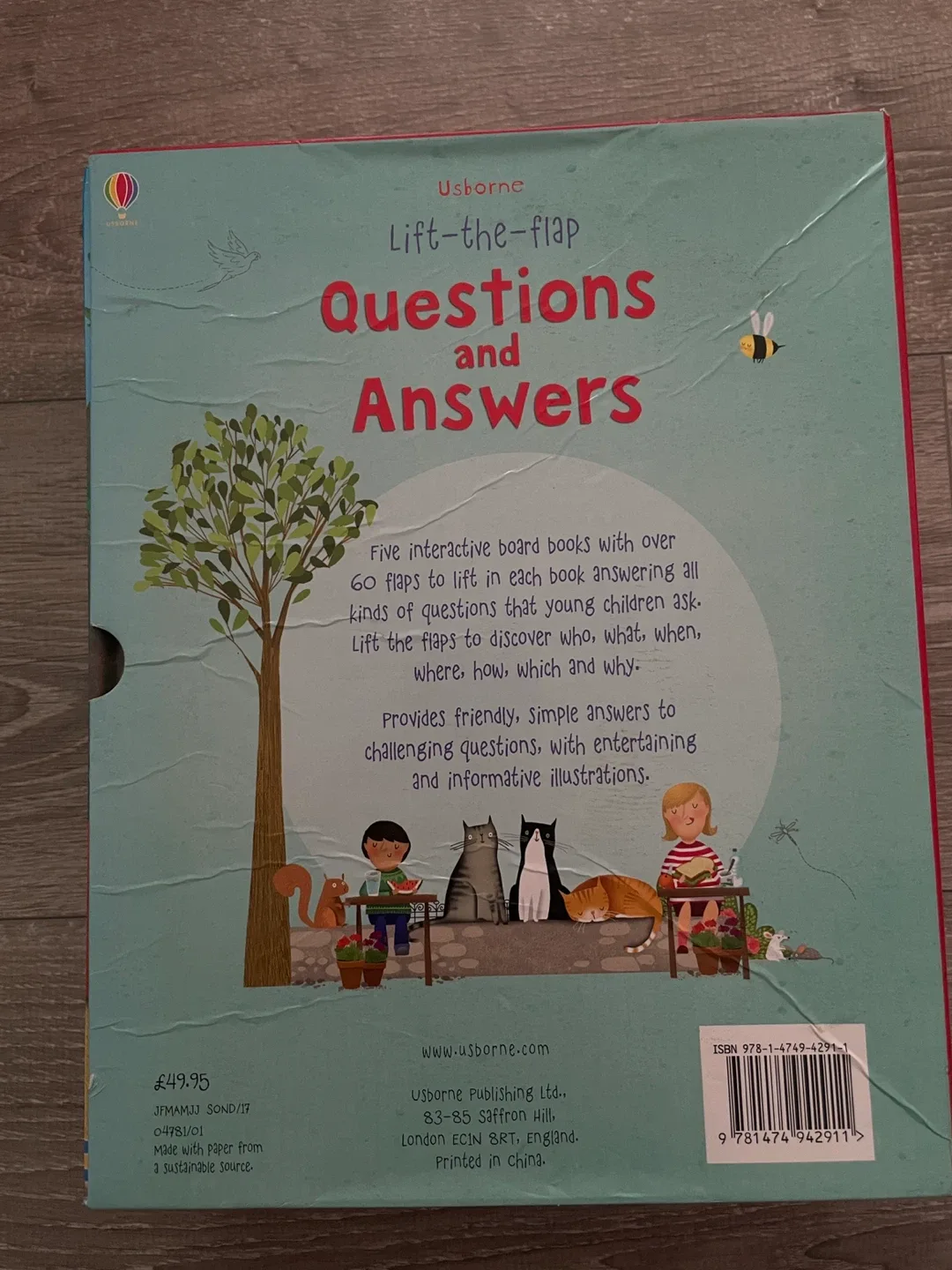 Usborne Lift-the-Flap Questions and Answers Book Set image indicator(3)