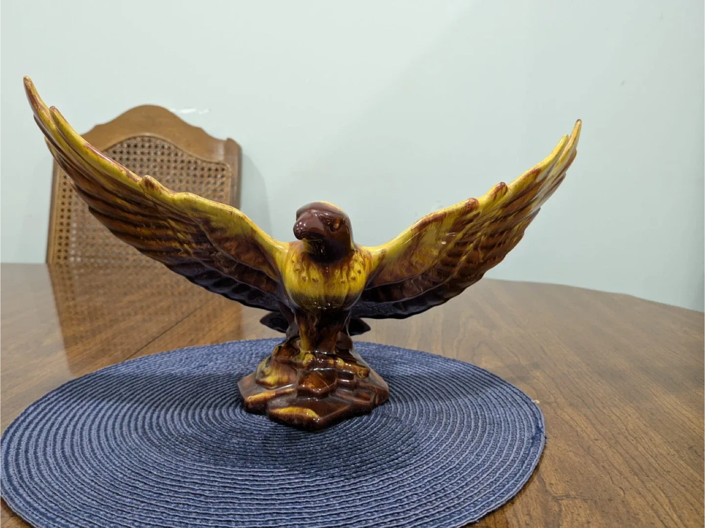 Vintage Ceramic Eagle Figurine image indicator(3)