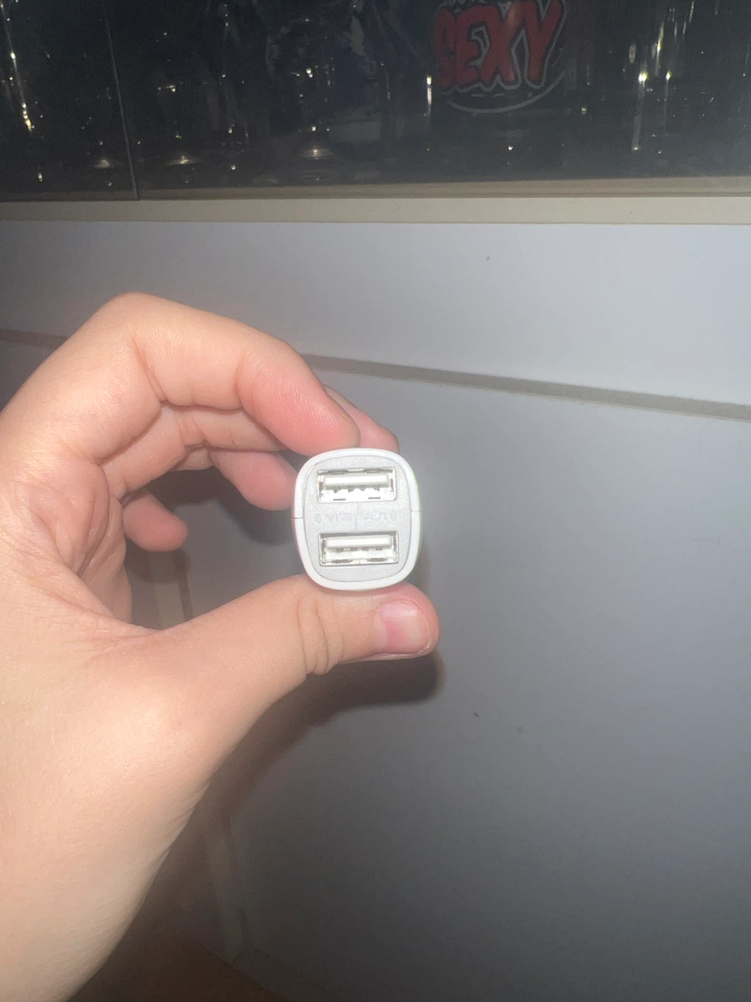 Avoca Dual USB Auto Adapter - photo 2