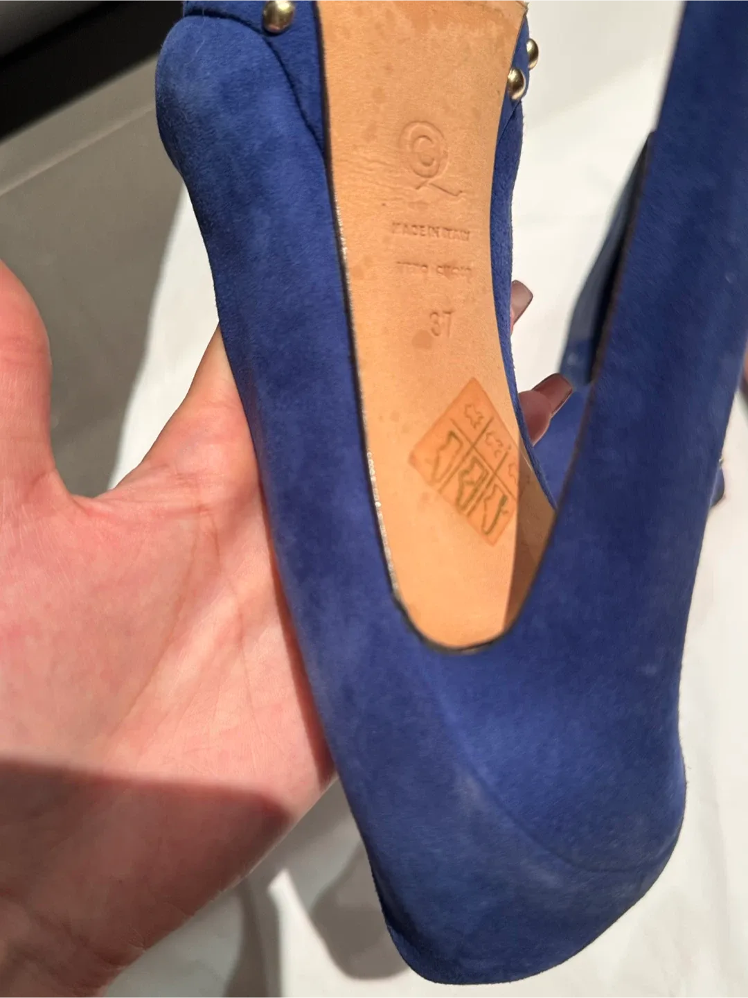 Alexander McQueen Blue Suede Heels - Size 37 image indicator(3)