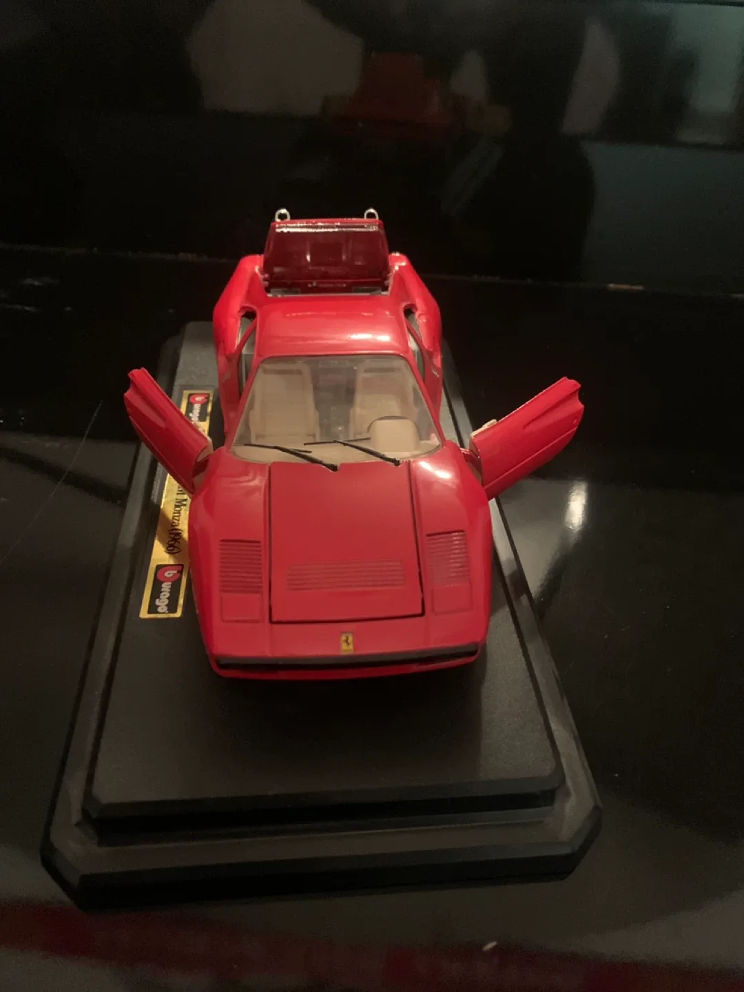 Burago Ferrari 250 LM Monza (1966) Diecast Model image indicator(4)