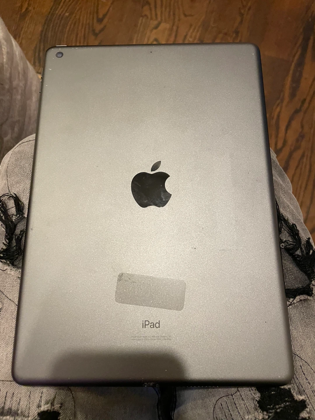 Apple iPad 7th Gen 32gb - photo 2