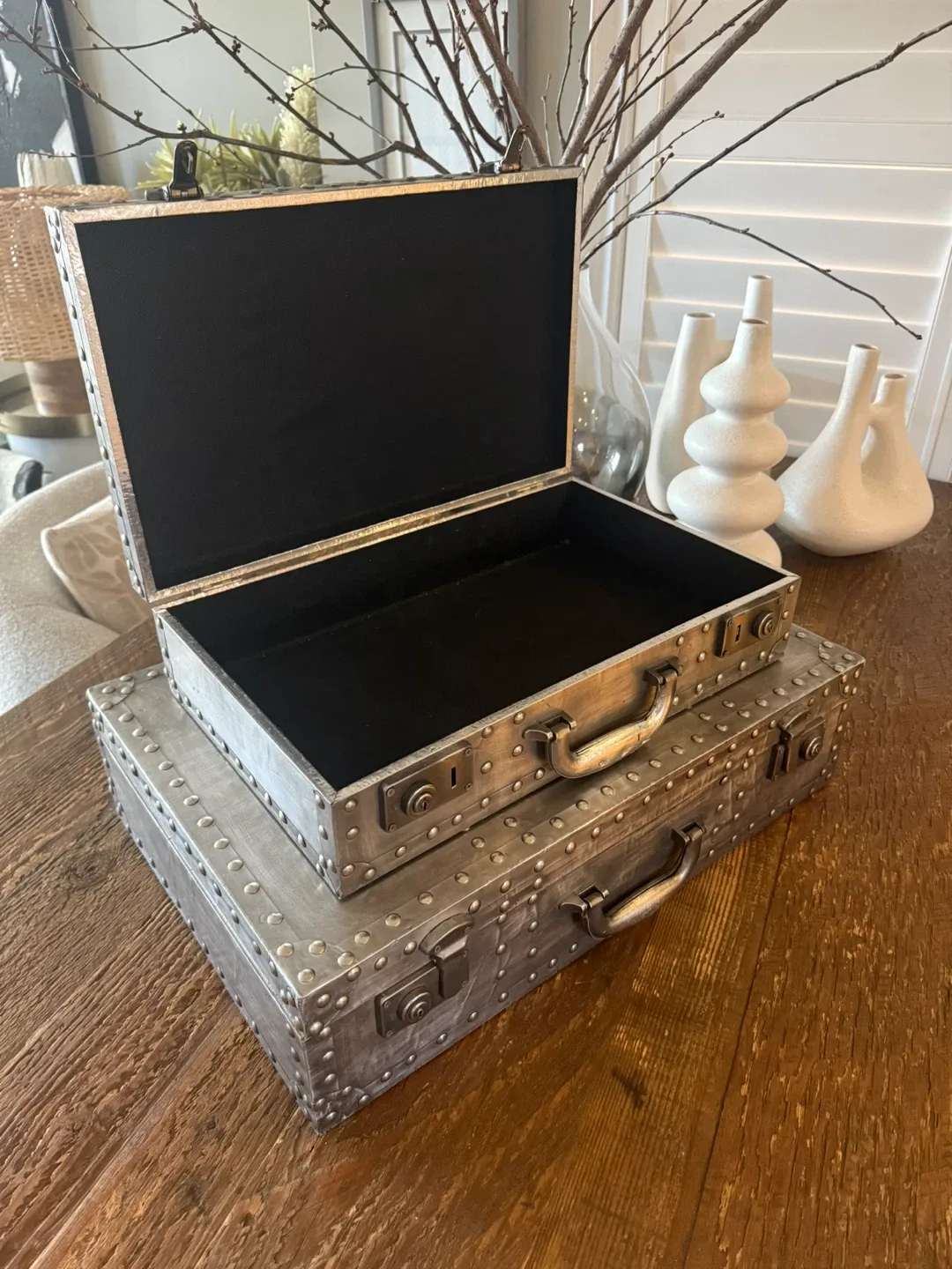 Decorative Suitcases - Set of 2 image indicator(2)