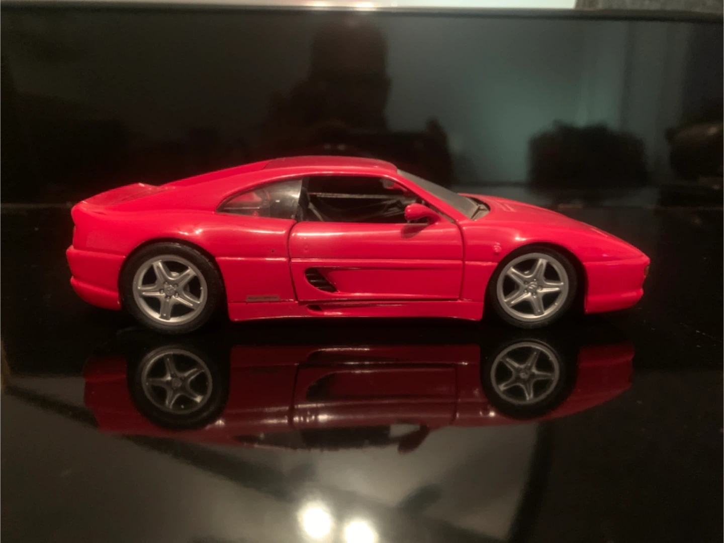 Ferrari F355 Red Diecast Model Car