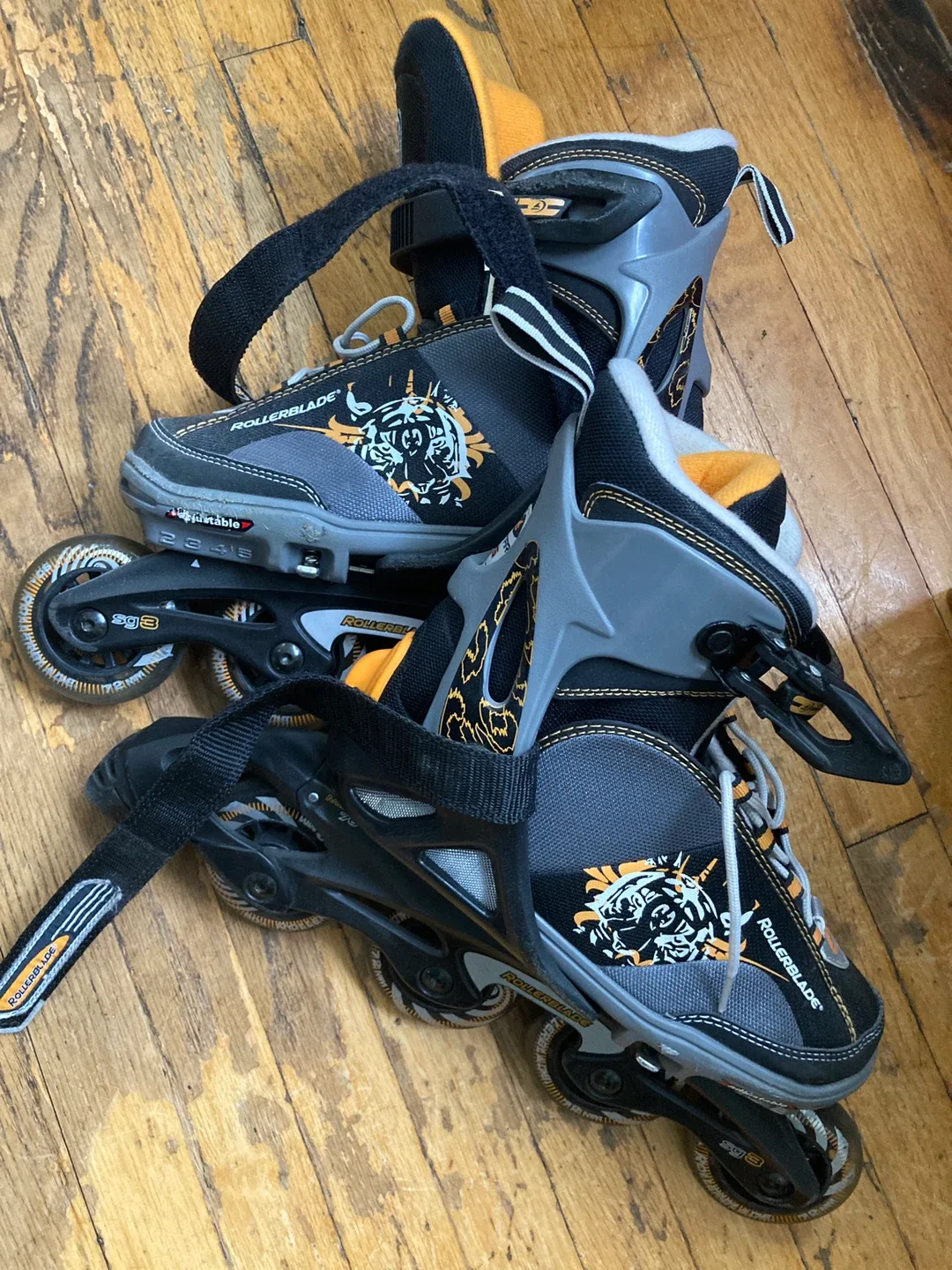 Rollerblade Adjustable Inline Skates Youth Size 2-5 US