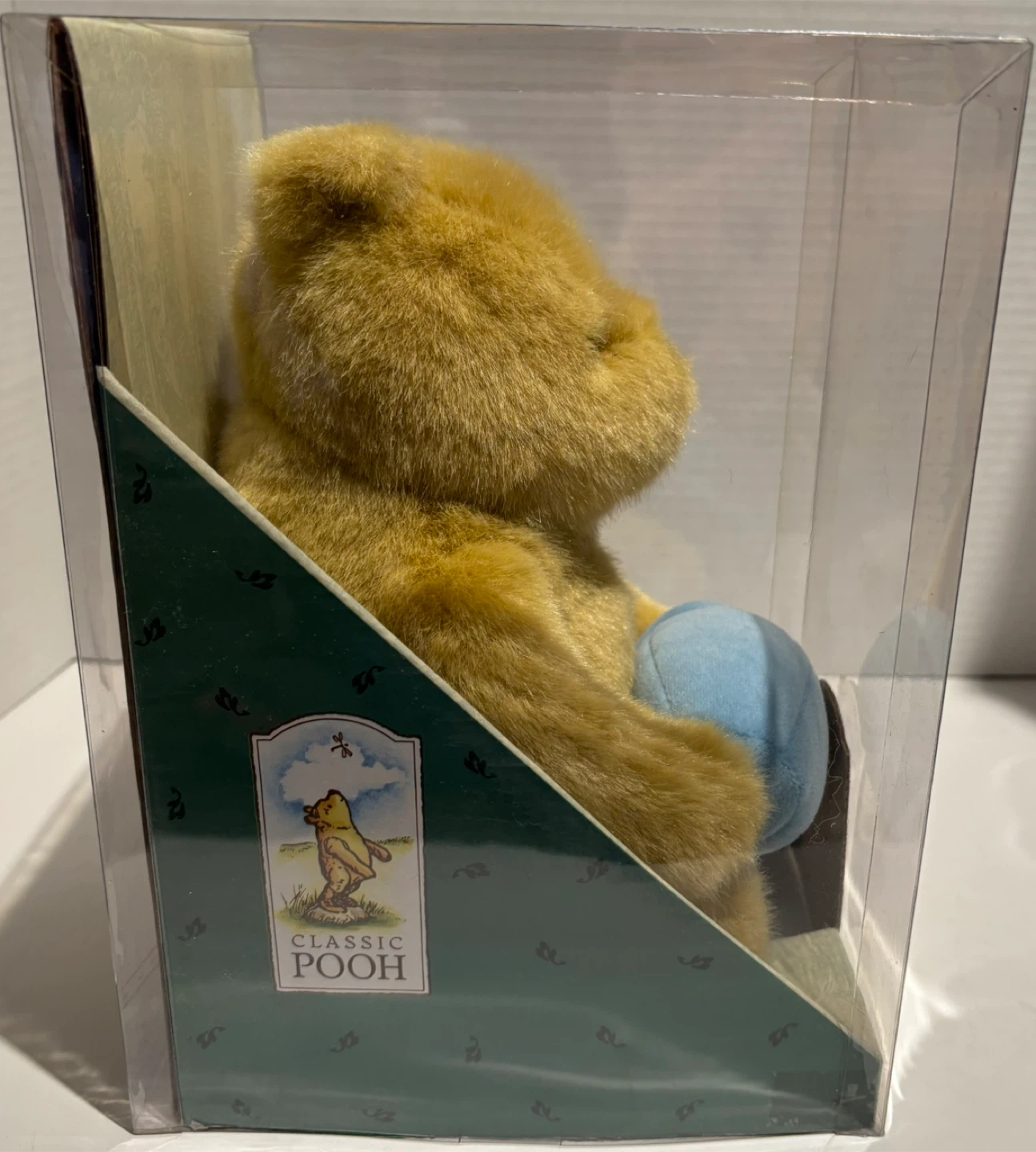 Vintage Classic Pooh Musical Plush Toy (New) - photo 3