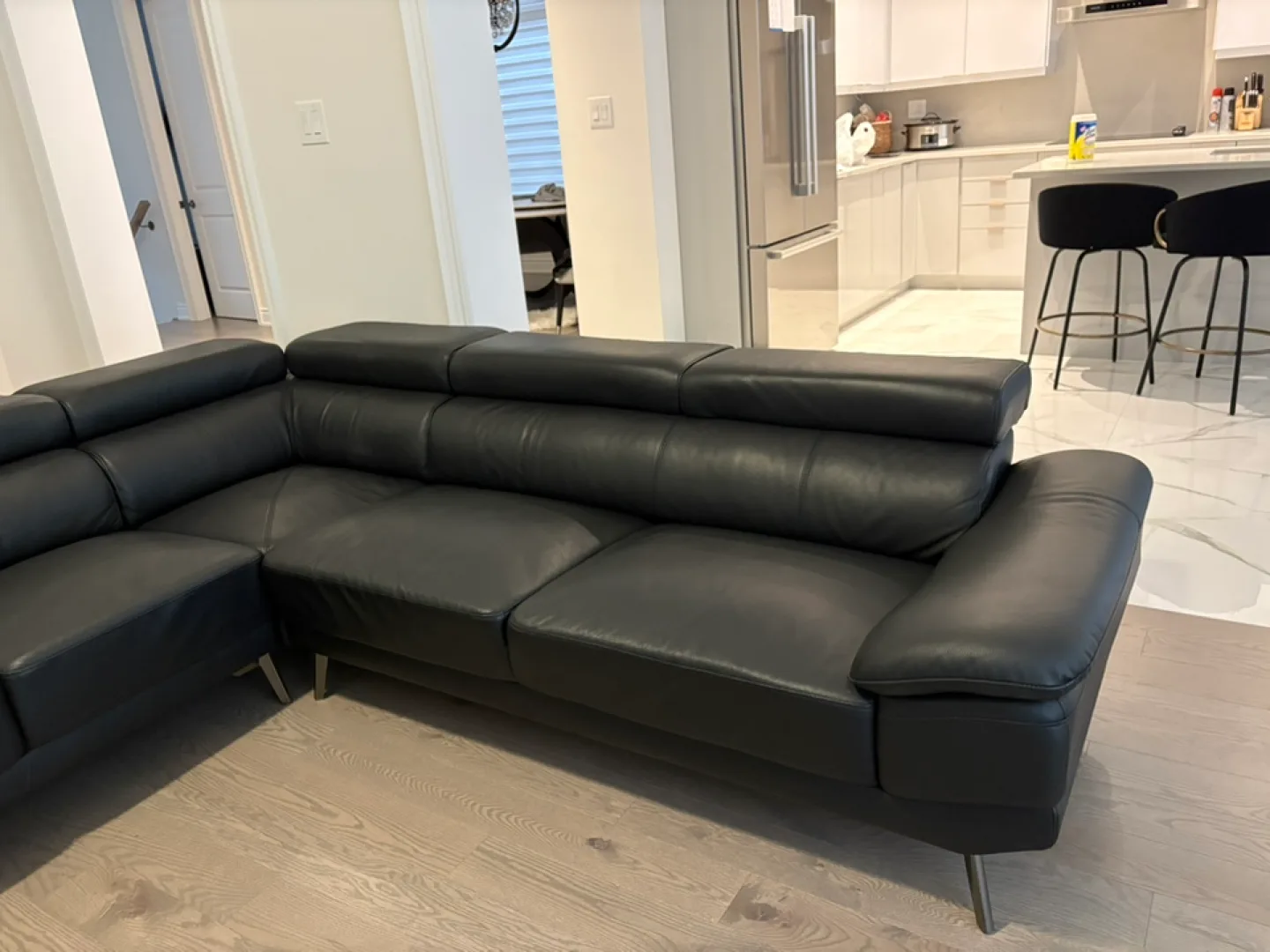 Sectional Sofa — Black Leather **price is negotiable** image indicator(2)