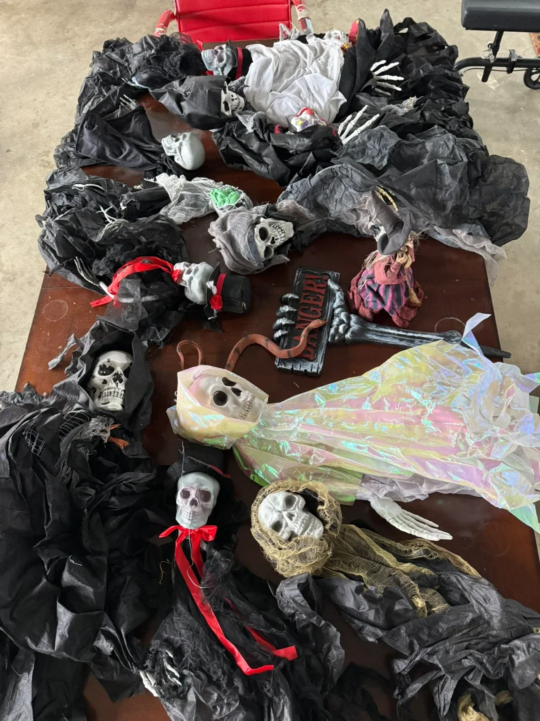 Halloween Decorations Bundle image indicator(6)