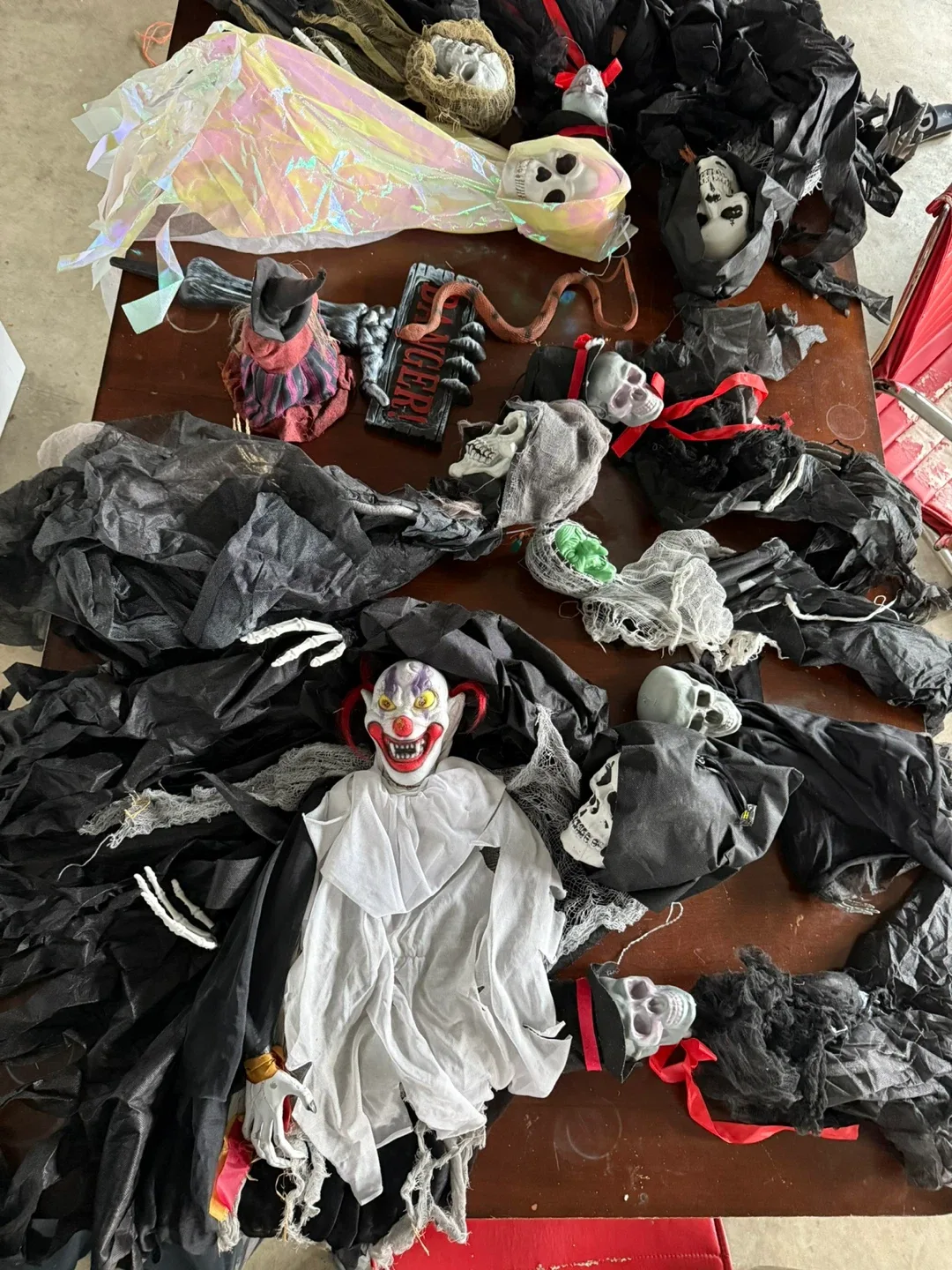 Halloween Decorations Bundle image indicator(2)