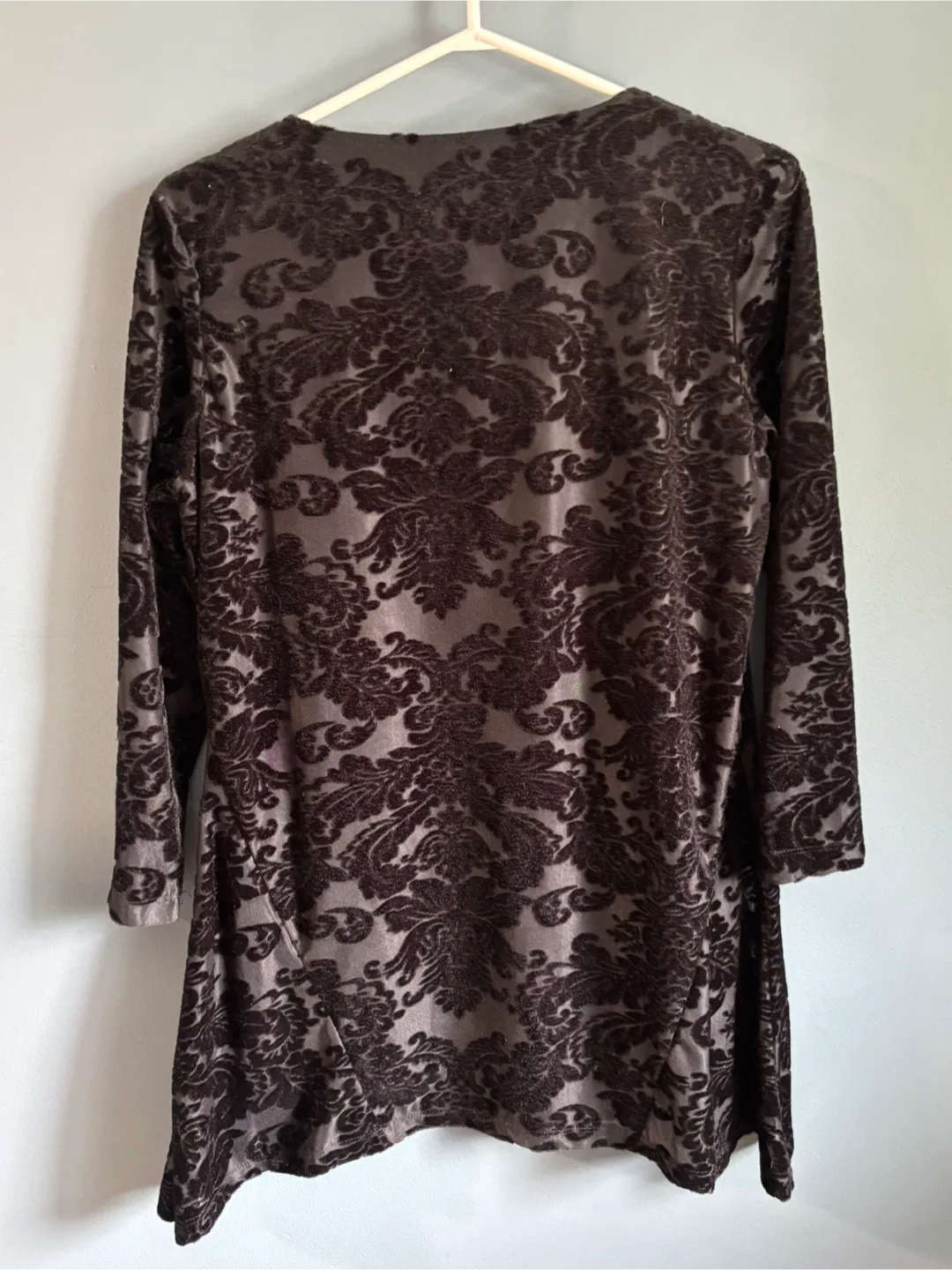 Amanda Green Velvet Dress - Size S/P image indicator(8)