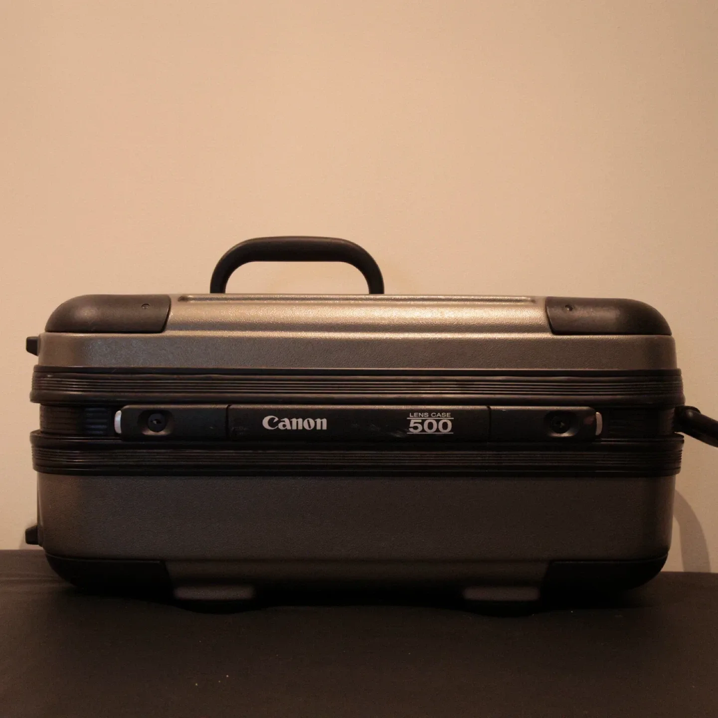 Camera EF 500mm f4 L IS USM Lens with Camouflage Cover image indicator(8)