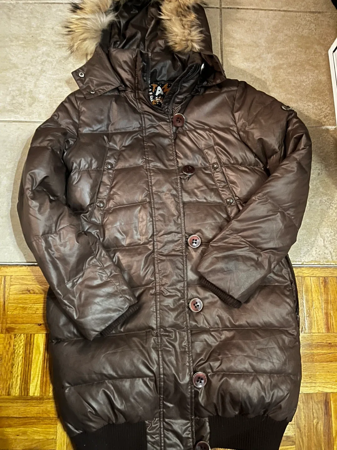 Women’s Brown Puffer Jacket (M) image indicator(5)