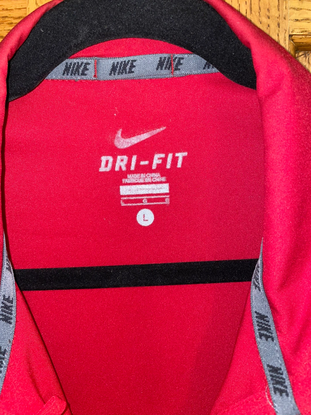 Nike Red Dri Fit Men’s Jacket. Large - photo 2