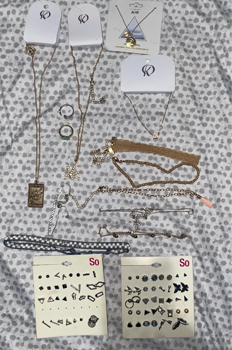 Assorted Jewelry