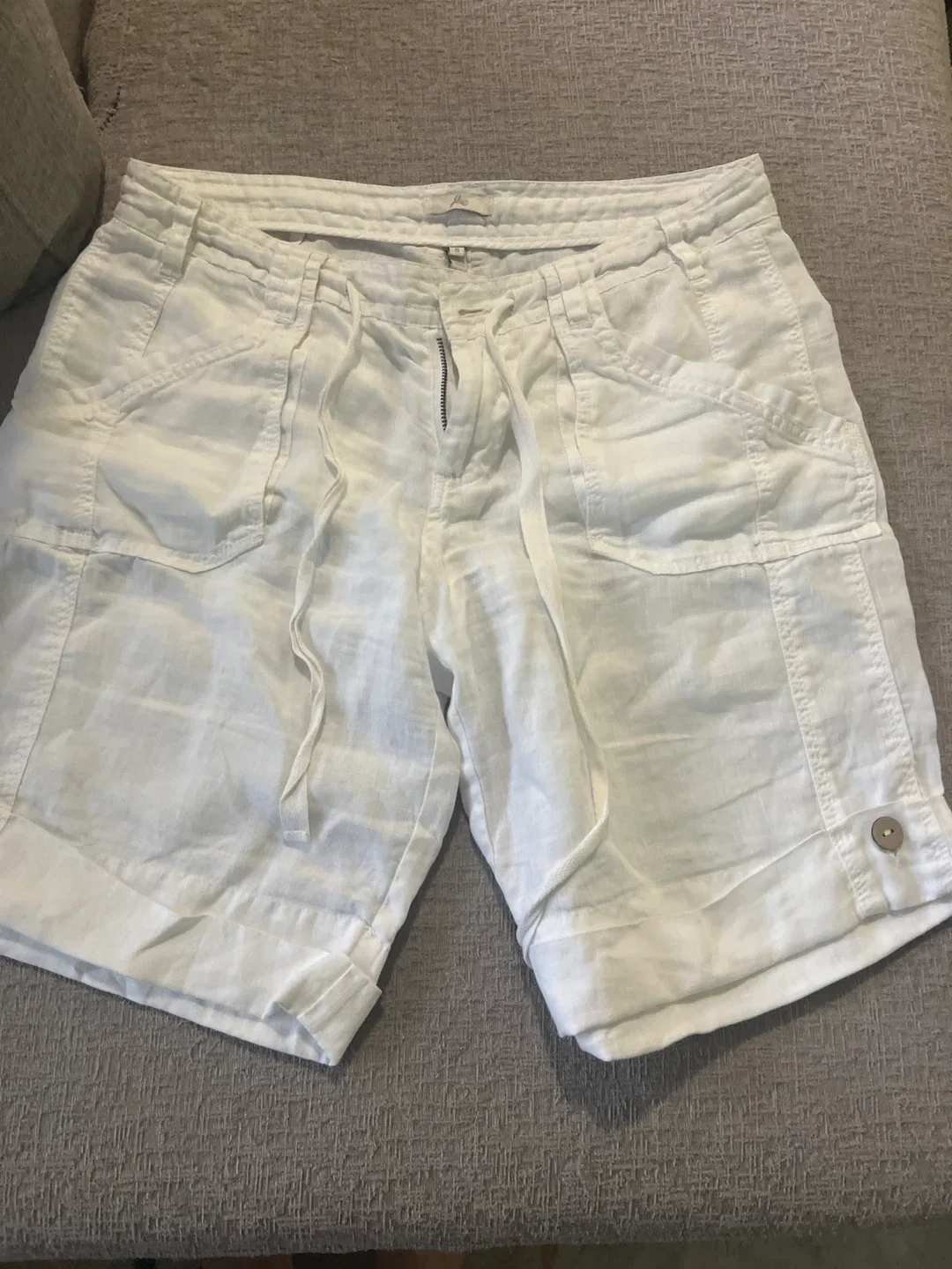 Joie White Shorts - Size 8 thumbnail