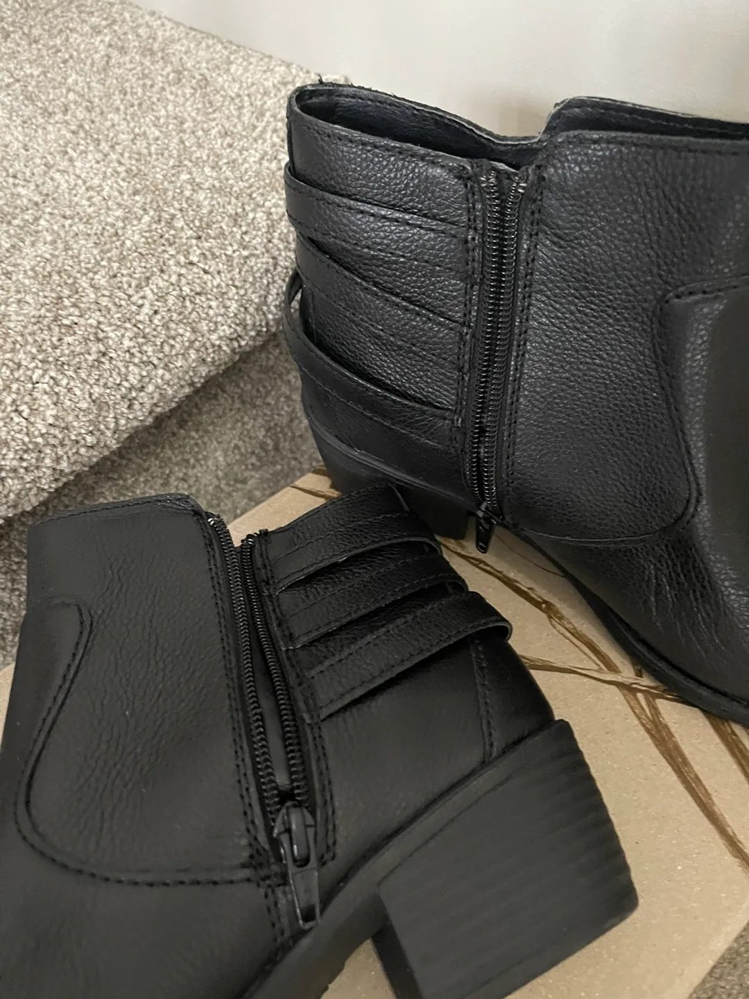 NEVER WORN BOC Black Ankle Boots Size 10 M/W image indicator(4)
