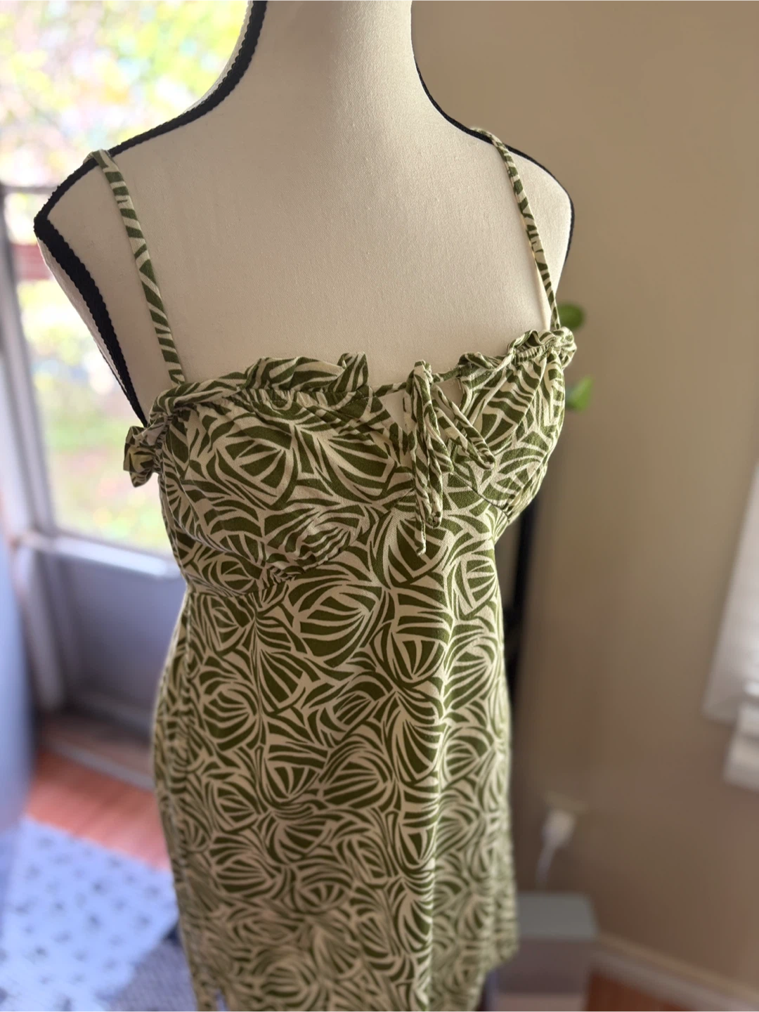 Green & White Sundress - photo 2