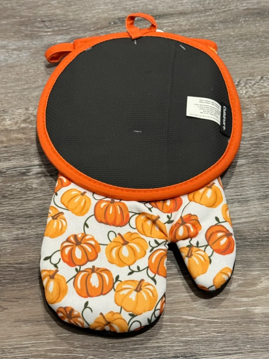 New Cuisinart Oven Mitt & Pot Holder Set - Pumpkin Print image indicator(3)
