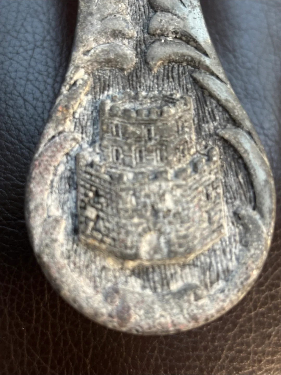 Vintage Decorative Metal Cross image indicator(7)