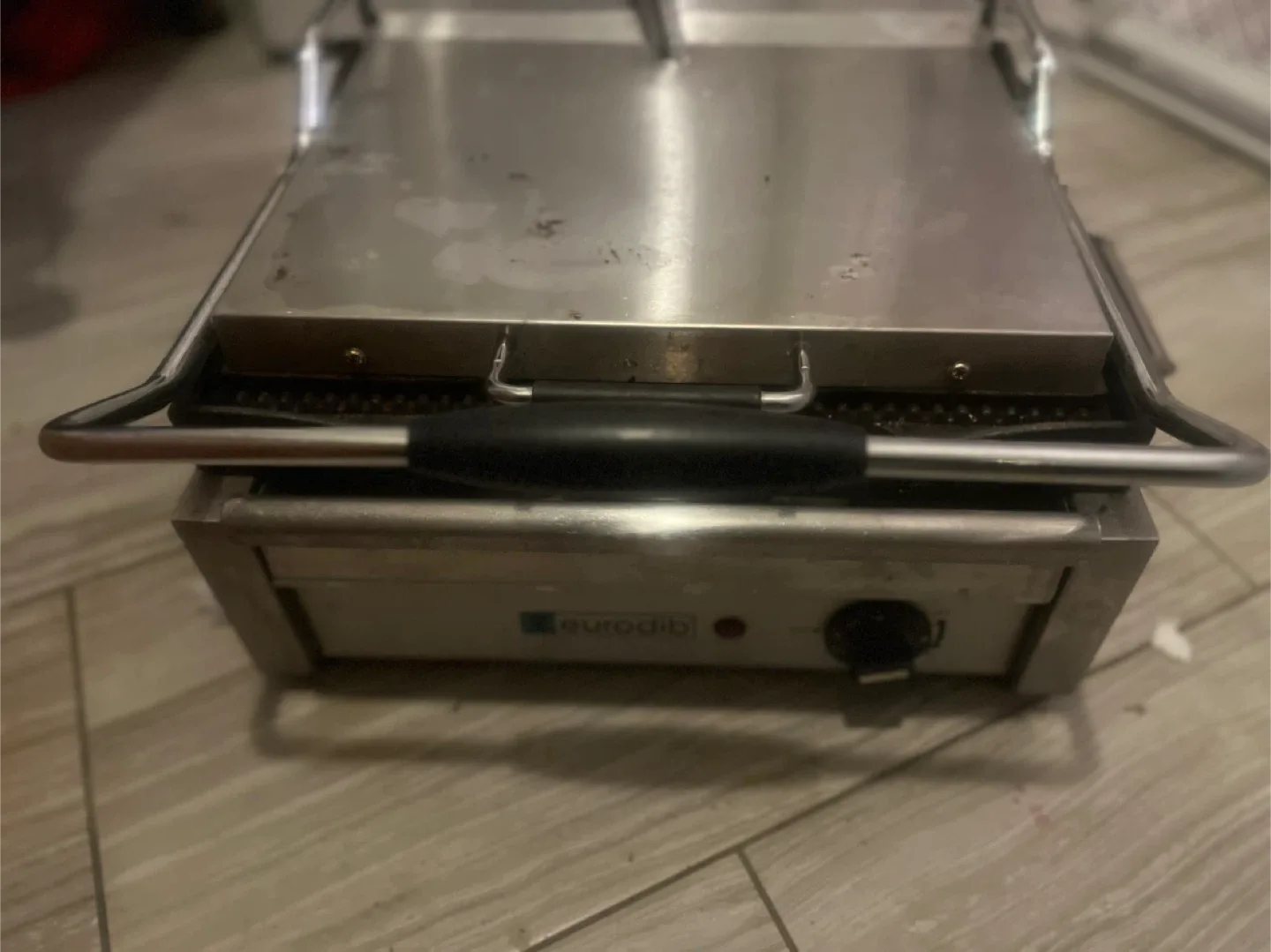 Large Eurodib Commercial Grill image indicator(2)