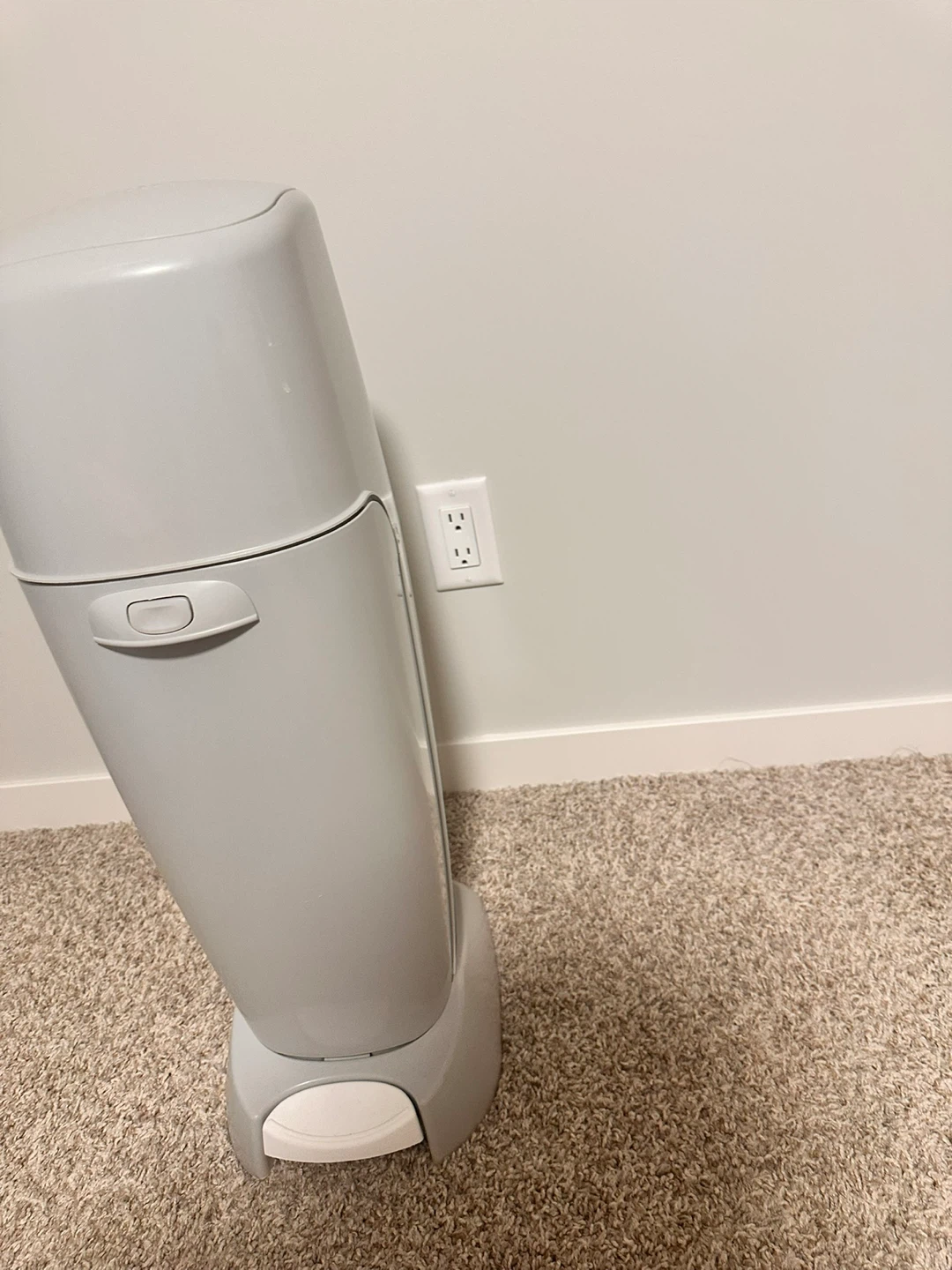 Diaper Genie Grey Diaper Pail - photo 3