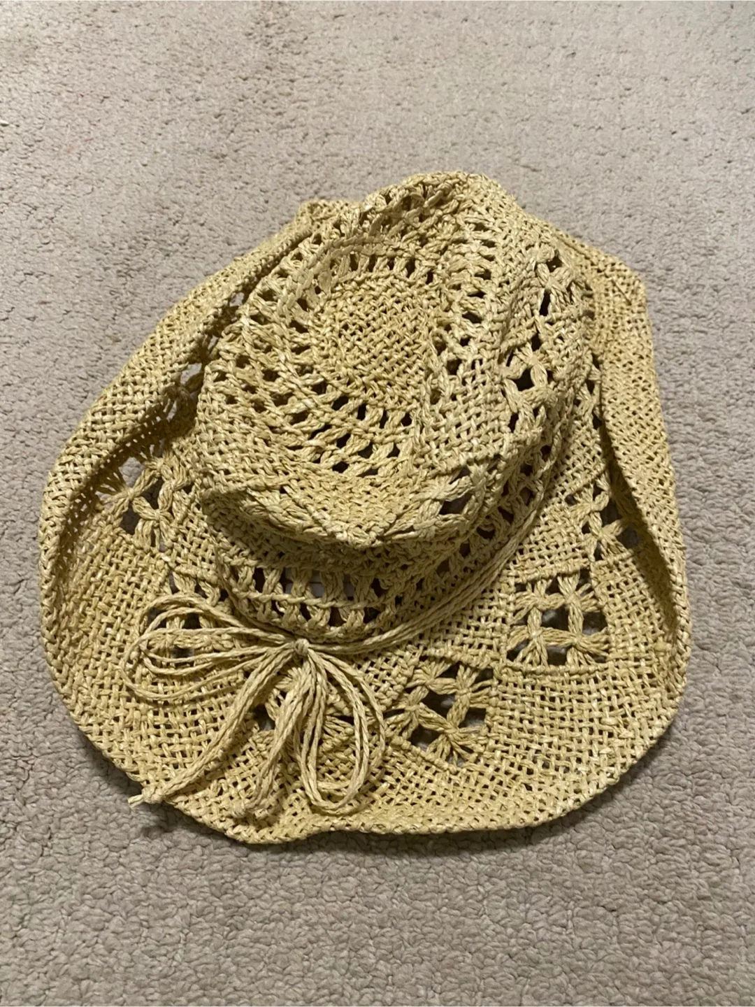 Aritzia Little Moon straw Hat - Size S thumbnail