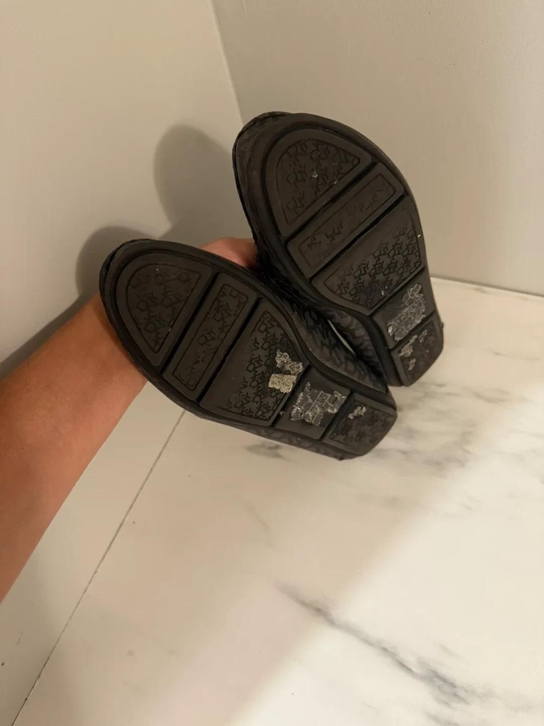 DKNY Women's Loafers Size 7.5 image indicator(3)