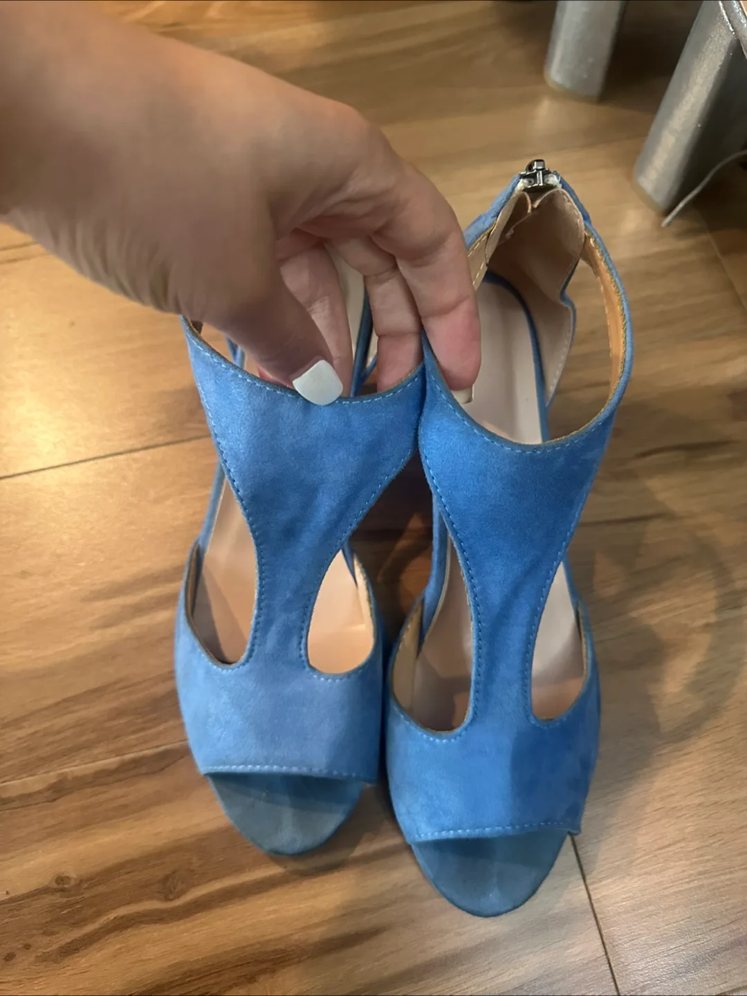 Blue Suede Heels, Size 8.5 image indicator(2)