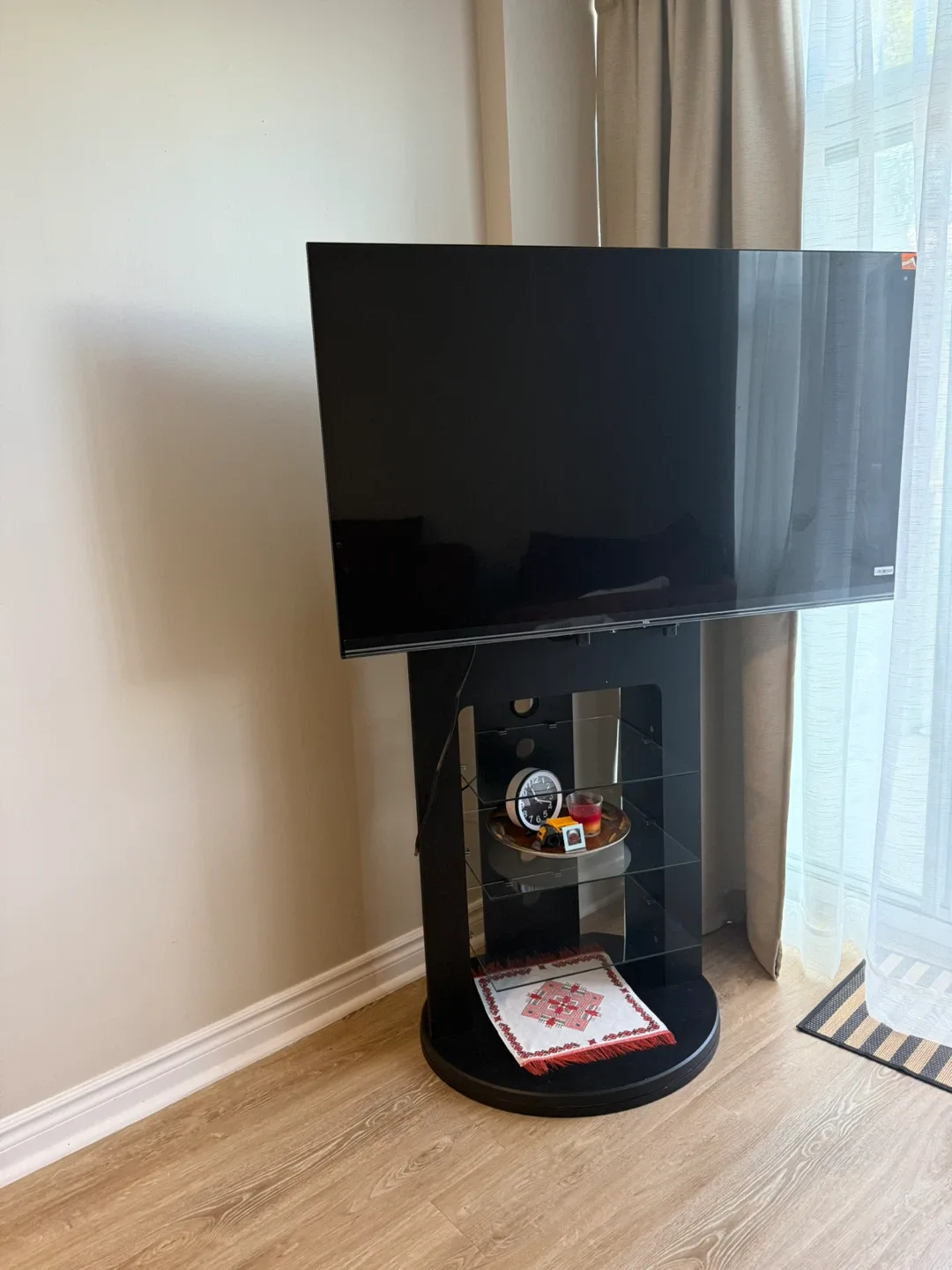 Black TV Stand with Glass Shelves image indicator(3)