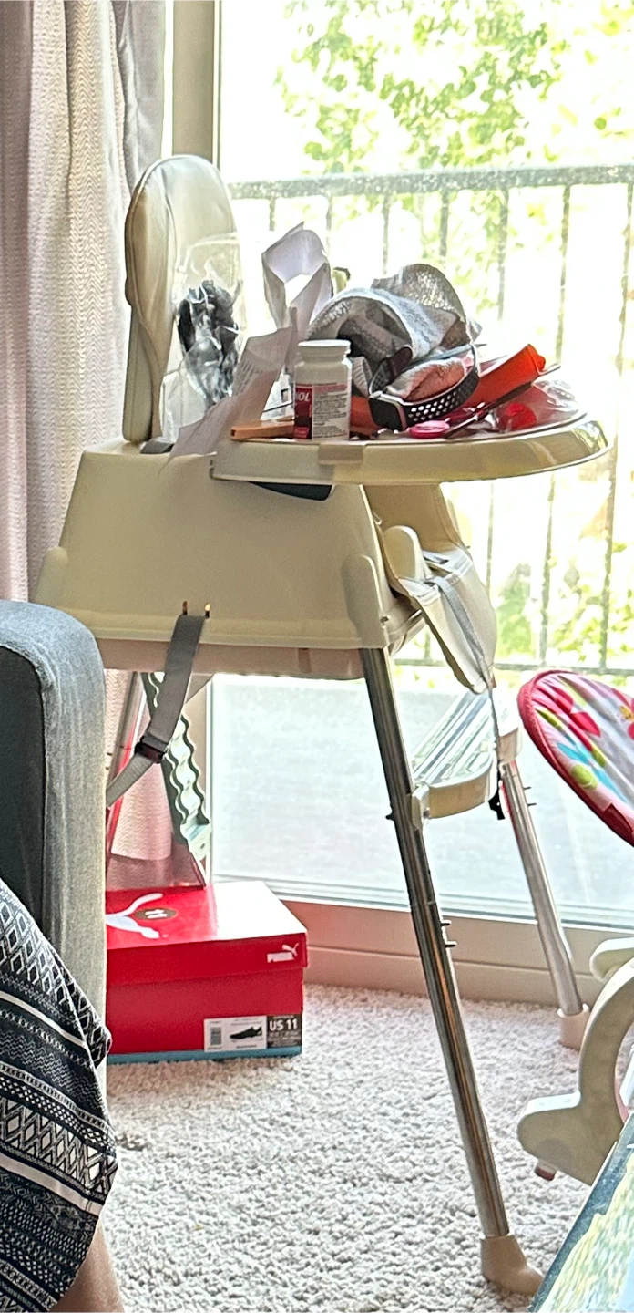 High Chair - photo 5