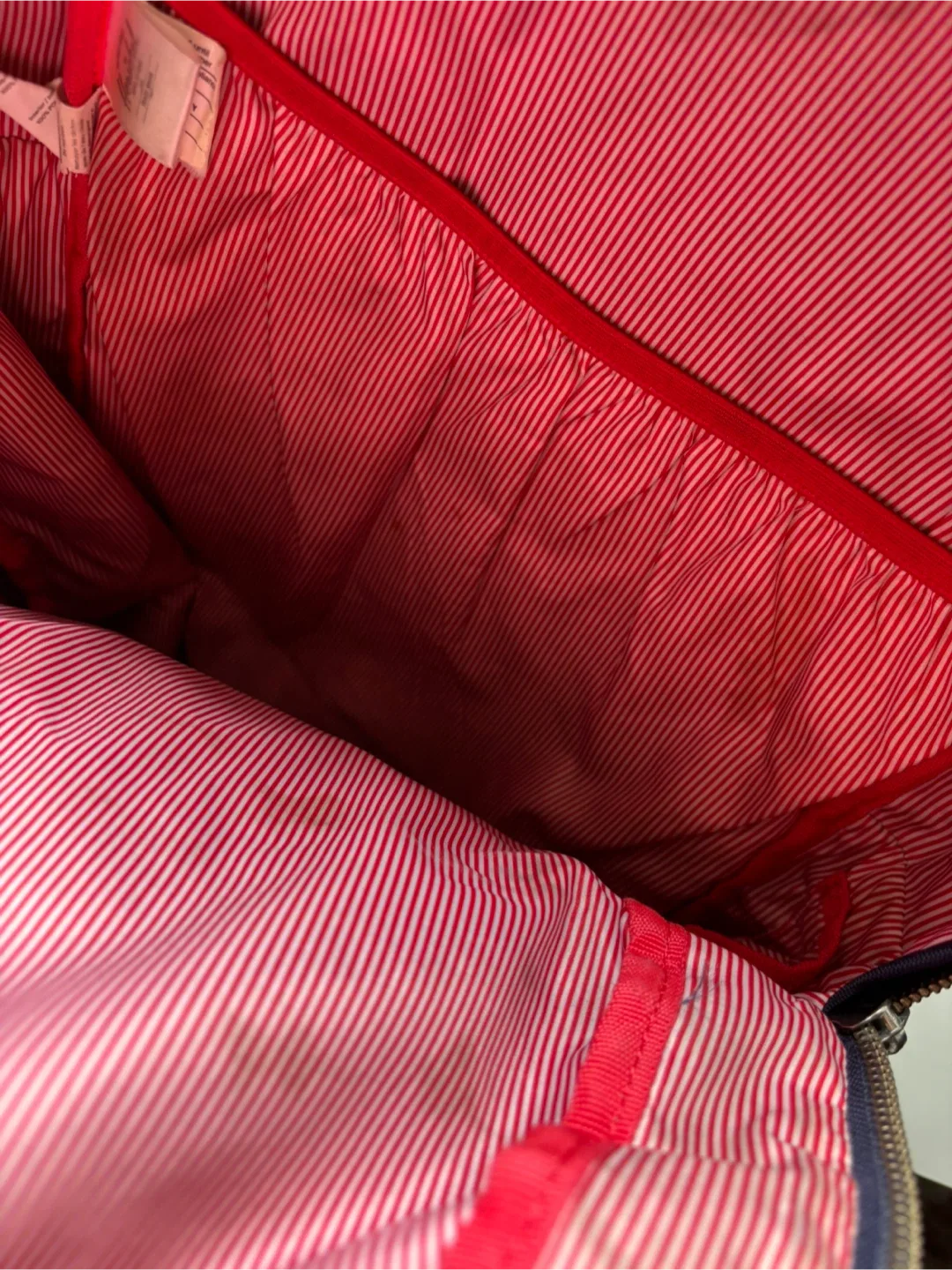 Herschel Backpack with Pouch image indicator(4)