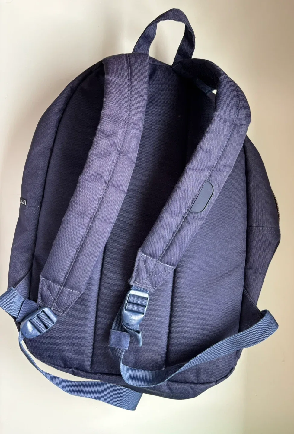Herschel Backpack with Pouch image indicator(8)