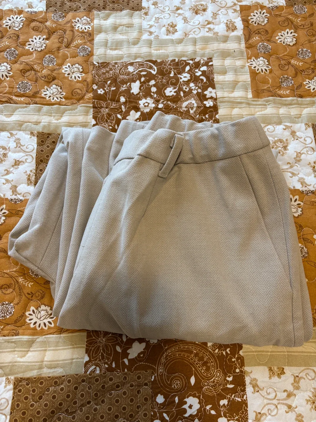 Uniqlo Herringbone Trousers - Size XL image indicator(3)