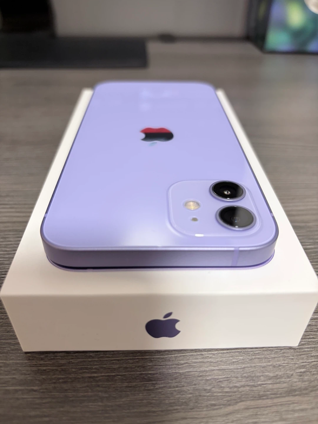 Apple iPhone 12 - 128 GB Purple - MINT Condition - photo 4