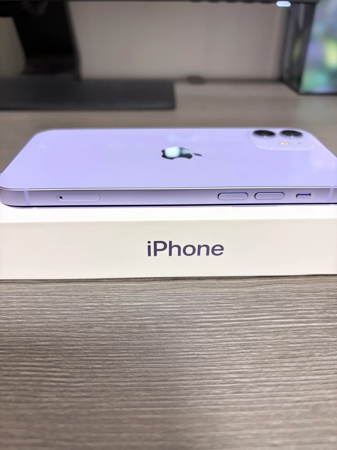 Apple iPhone 12 - 128 GB Purple - MINT Condition - photo 3