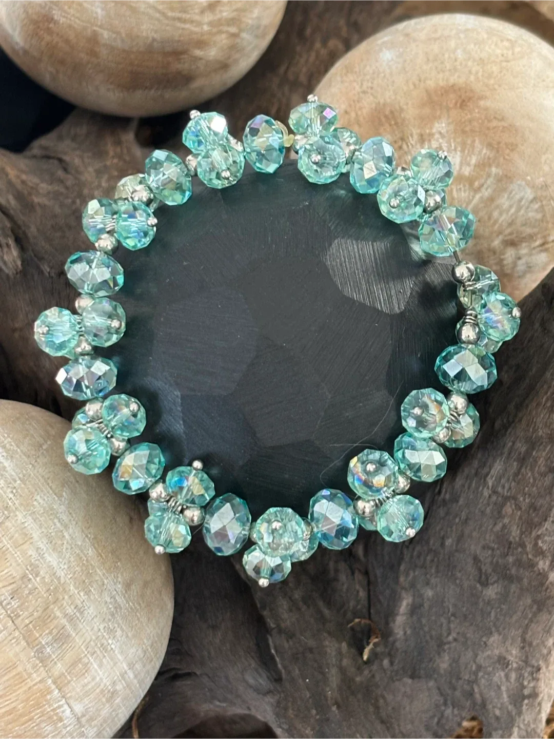 Austrian Light blue/Teal crystal stretch bracelet image indicator(2)