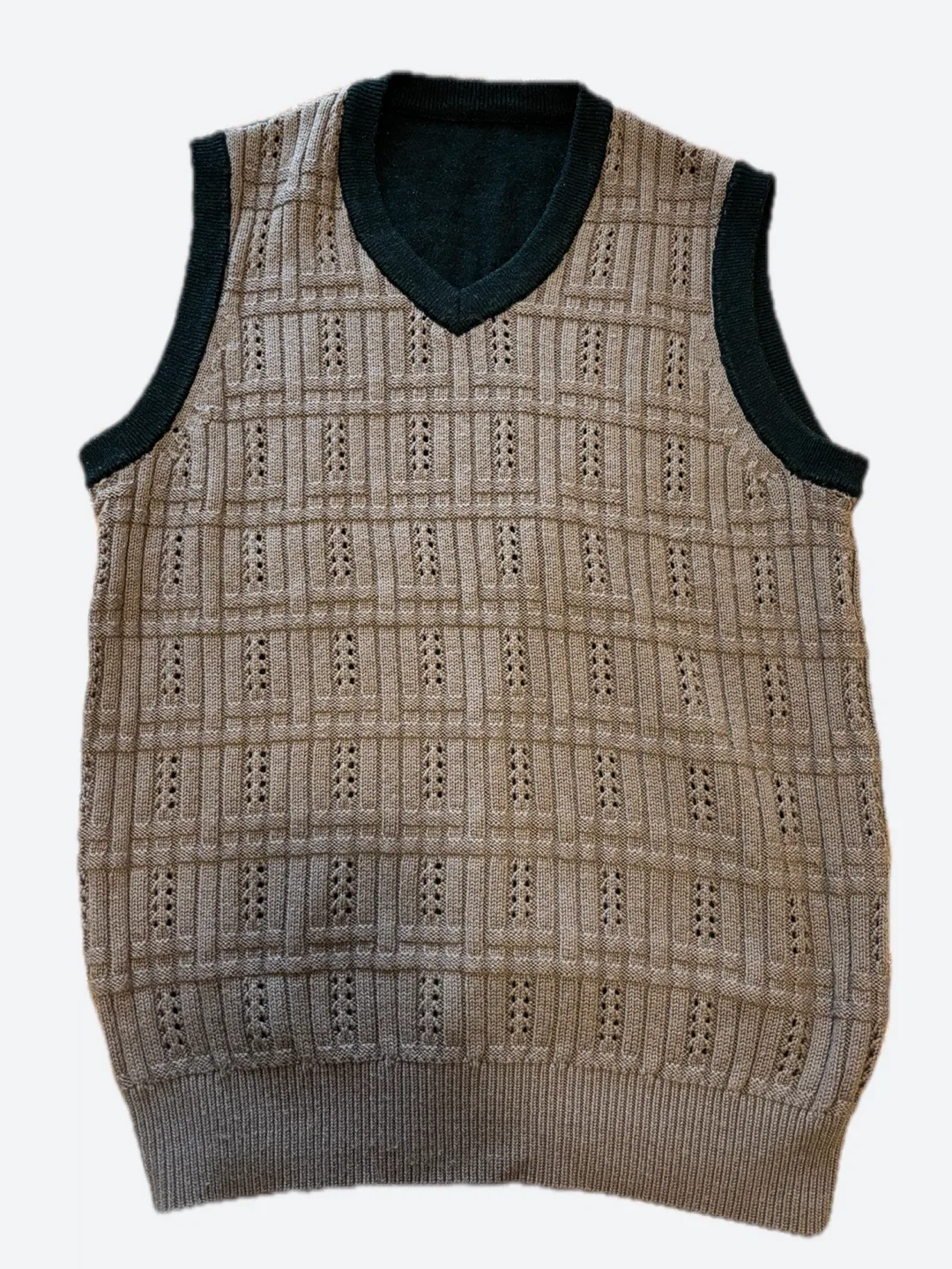 Vintage Knitted Vest - Size L thumbnail