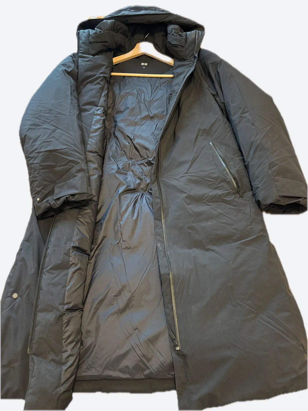 Uniqlo Black Down Winter Coat Size L thumbnail