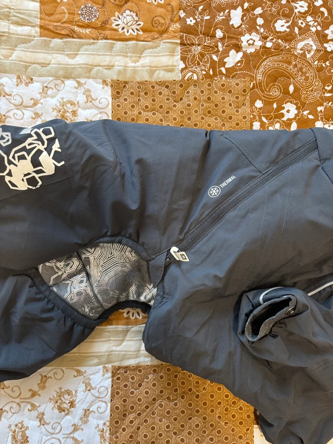 Hurtta Extreme Overall Dog Snowsuit image indicator(3)