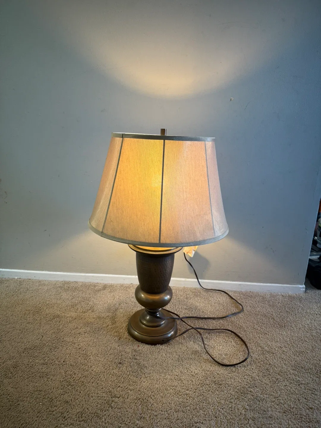 Bronze Hammered Table Lamp with Shade image indicator(2)
