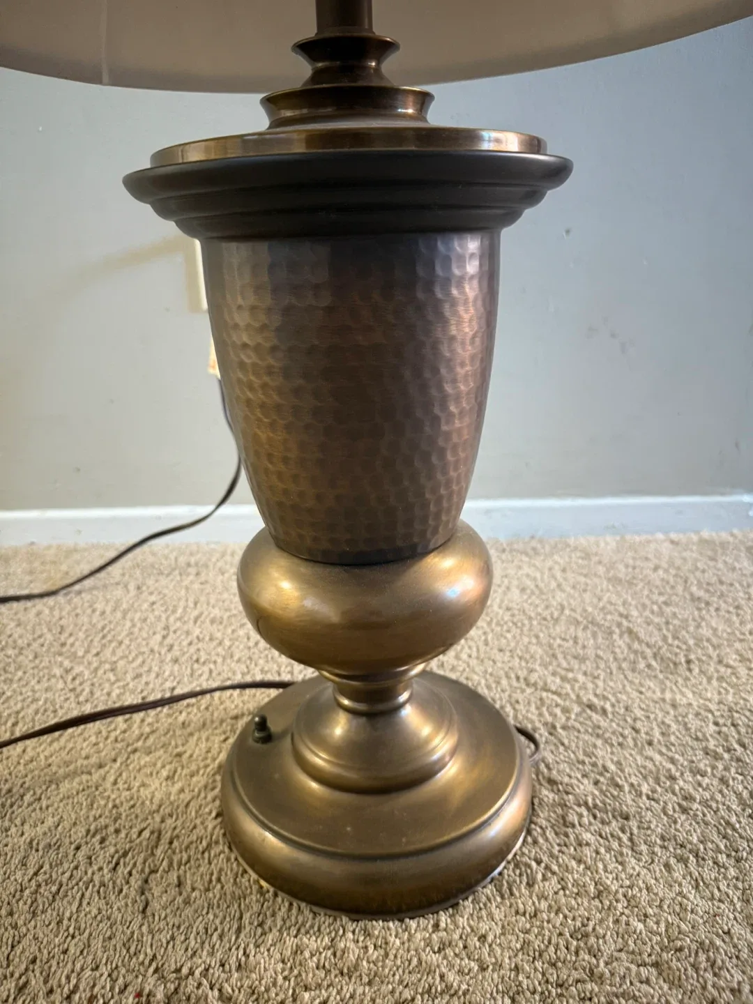 Bronze Hammered Table Lamp with Shade image indicator(5)