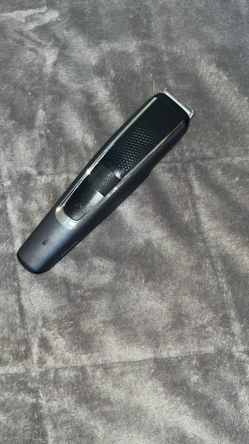 Philips Beard Trimmer Series 5000 thumbnail