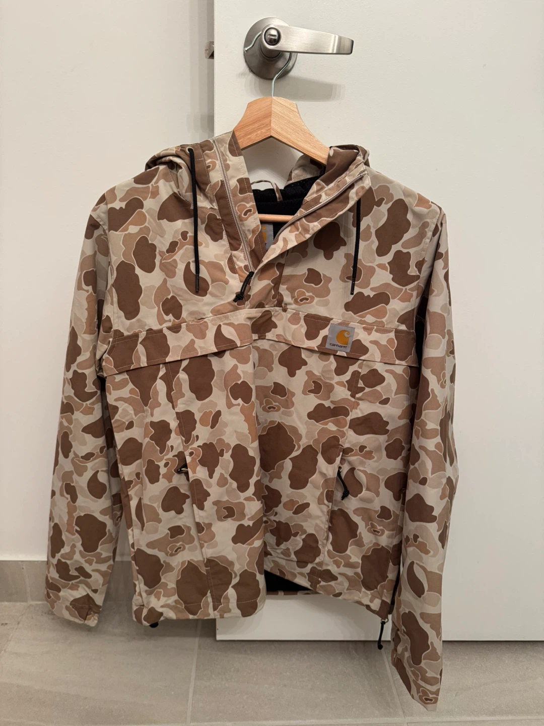 New Carhartt Camo Jacket - Size Small women