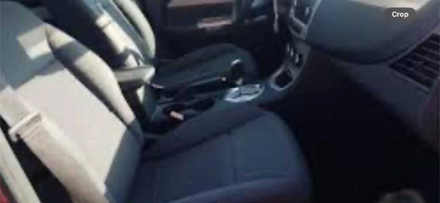 Silver Chrysler Sebring Sedan image indicator(5)